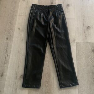 Laundry by shelli segal faux leather sz  S trousers black classic elegant pocket